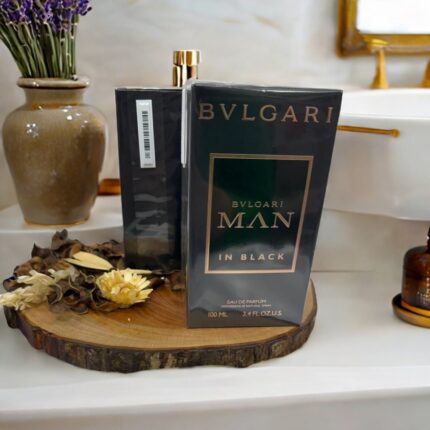 Man in Ebony Eau de Parfum